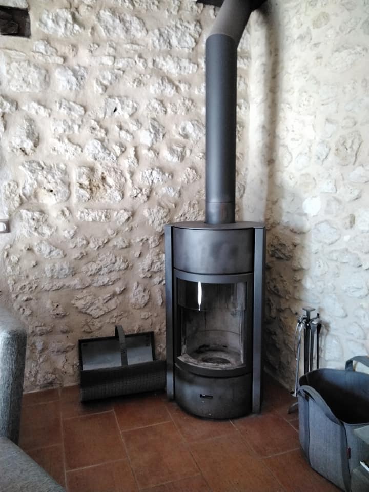 Ramonage Et Entretien Amiable Ramoneur Bordeaux 248593146 4633414950055112 6460003375583957239 N 114