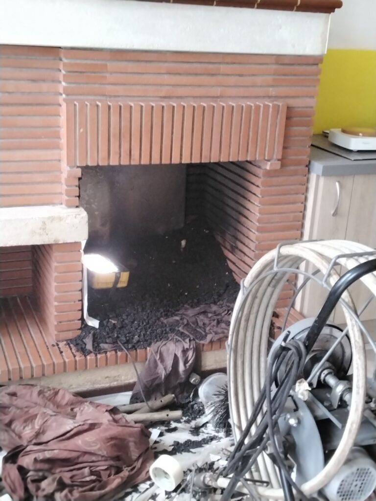 Débistrage de cheminée